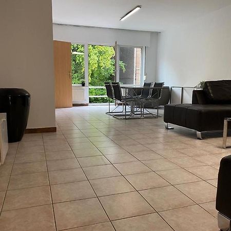 Superbe Appartement Lumineux Et Spacieux Антверпен Екстериор снимка