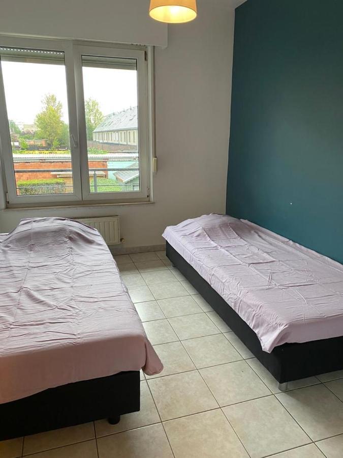 Superbe Appartement Lumineux Et Spacieux Антверпен Екстериор снимка