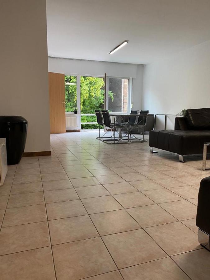 Superbe Appartement Lumineux Et Spacieux Антверпен Екстериор снимка